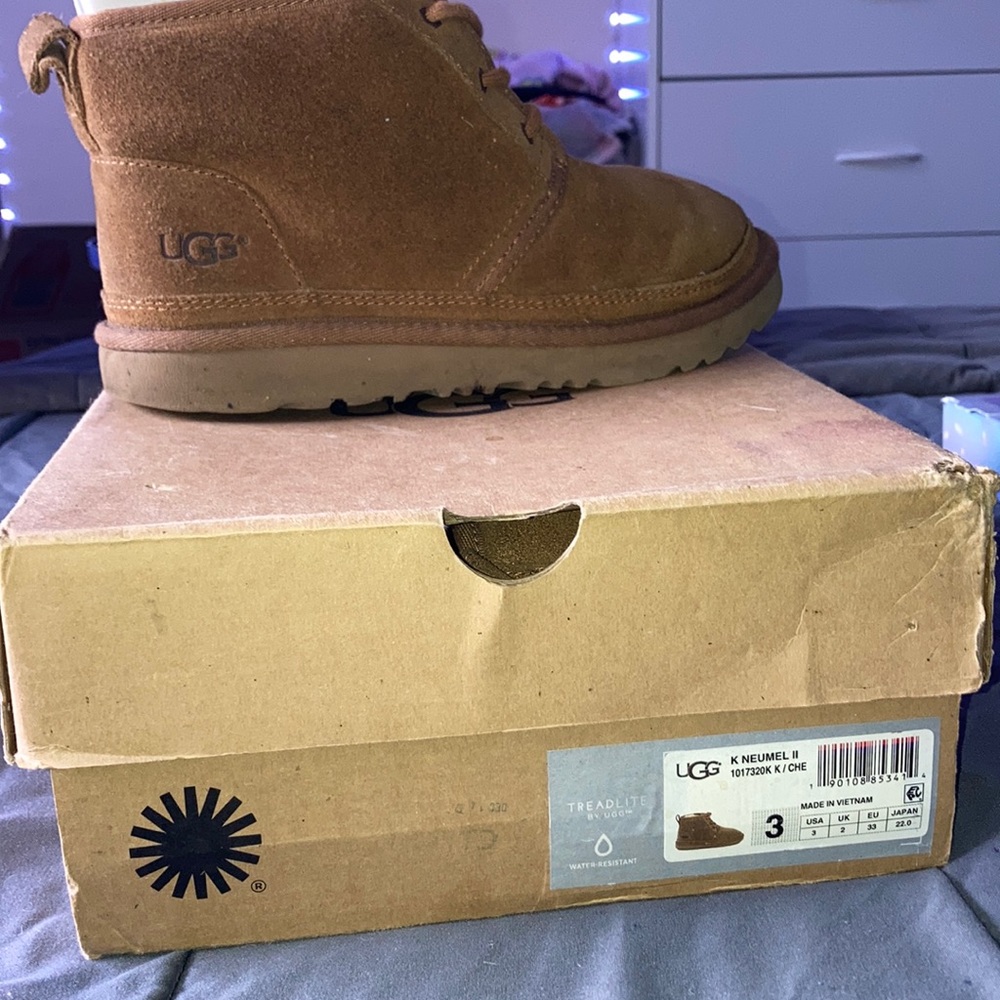 Uggs size 3